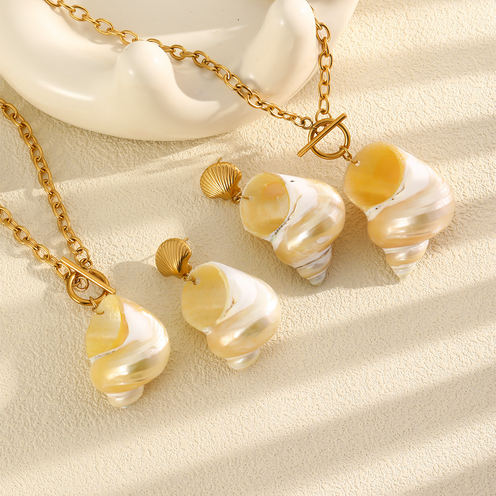 Fashion Jewelry Wholesale Stainless Steel Natural Conch Drop Earrings