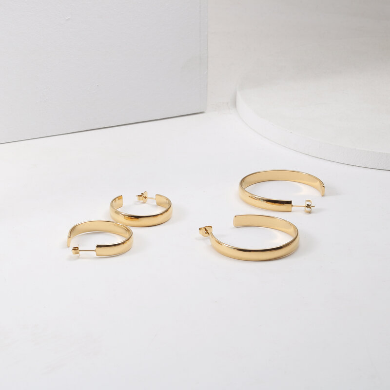 New Arrival Trendy Earrings 18K Gold Plated Smooth Surface C Shape Hoop Earrings Stainless Steel Jewelry