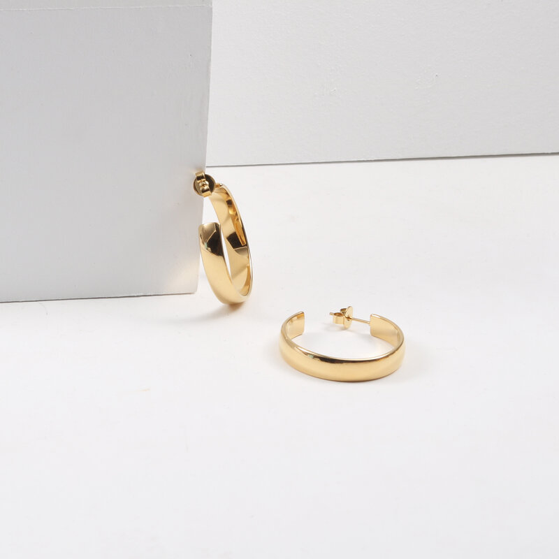 New Arrival Trendy Earrings 18K Gold Plated Smooth Surface C Shape Hoop Earrings Stainless Steel Jewelry
