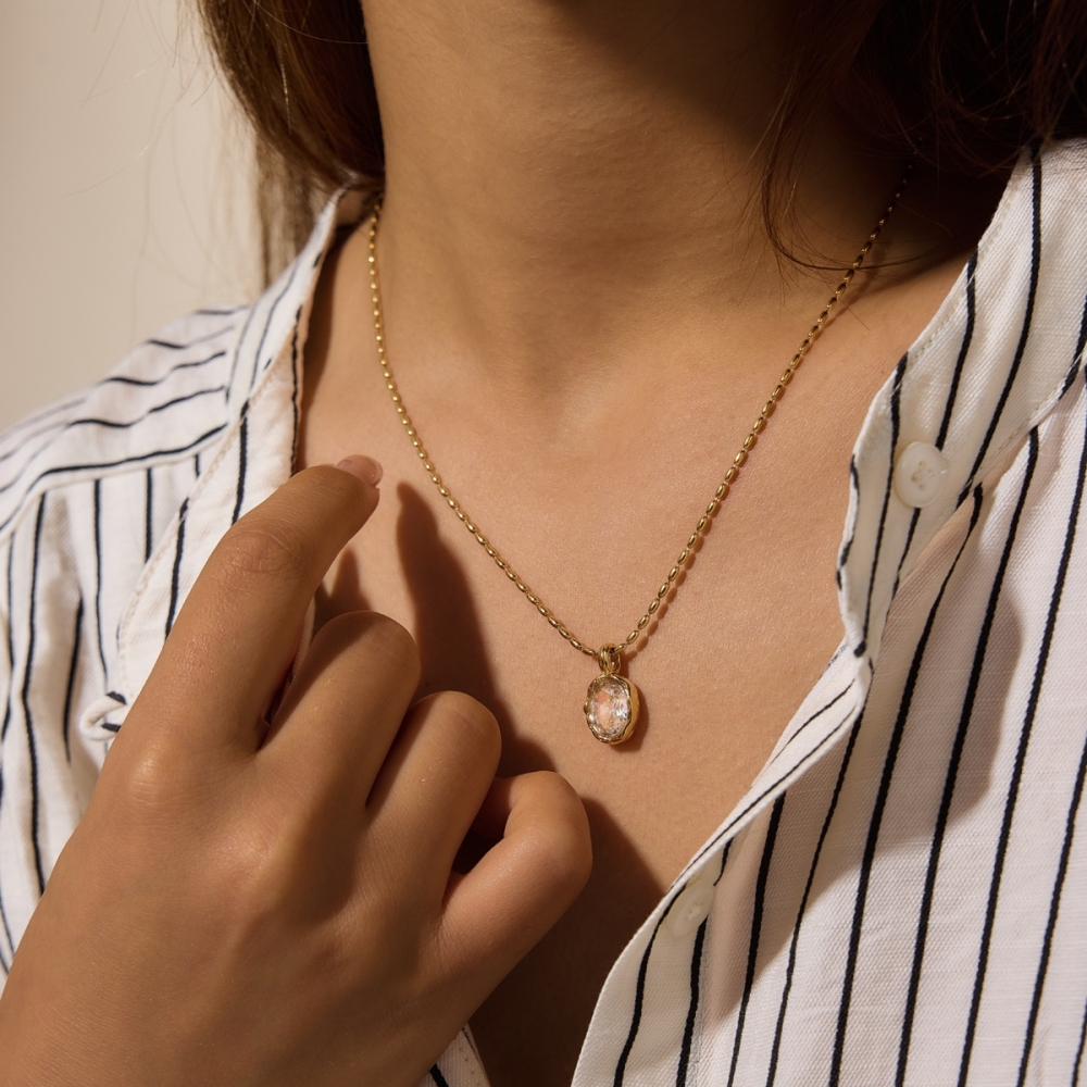 Jewelry Wholesale Waterproof Stainless Steel Hammer Texture CZ Water Drop Pendant Necklace