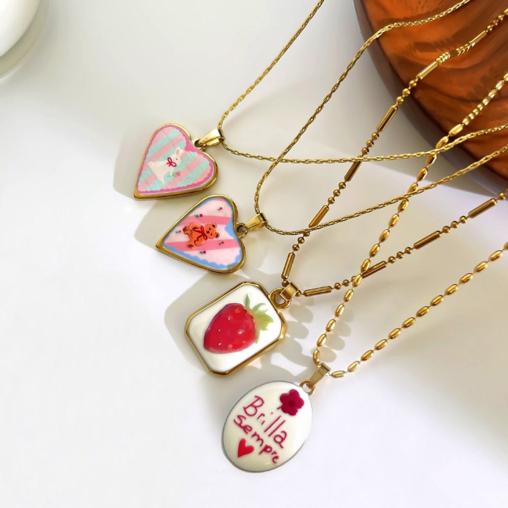 Jewelry Wholesale Tarnish Free Stainless Steel Oil Dripping Strawberry Bear Heart Pendant Necklace
