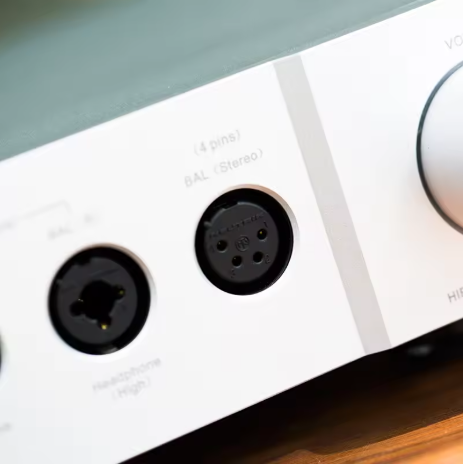 Cayin iHA-6 Fully Balanced High Fidelity Headphone Amplifier