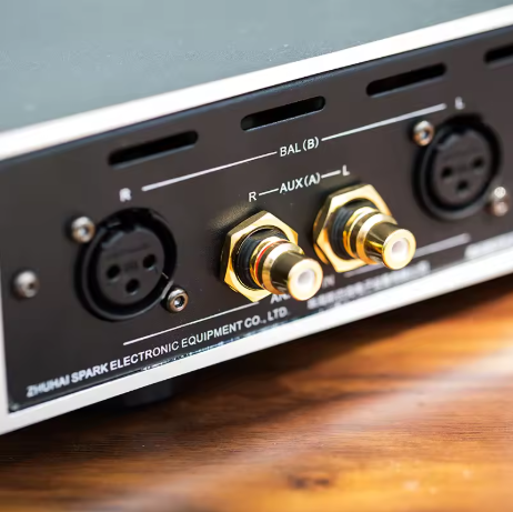 Cayin iHA-6 Fully Balanced High Fidelity Headphone Amplifier