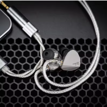 MOONDROP Kadenz Dynamic Driver lEMs in-ear headphones 4.4mm USB-C Wired Connection