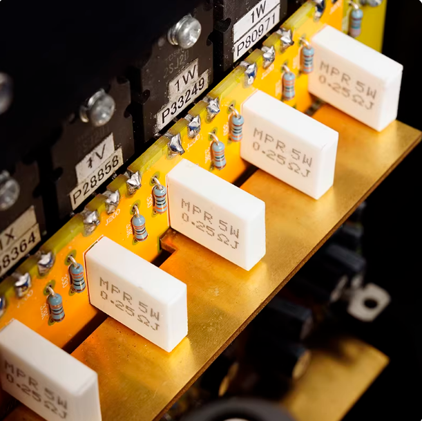 Refer to the Accuphase A75 Pure Class A Circuit 120W High-Power Field-Effect Transistor Pure Post-Stage Amplifier