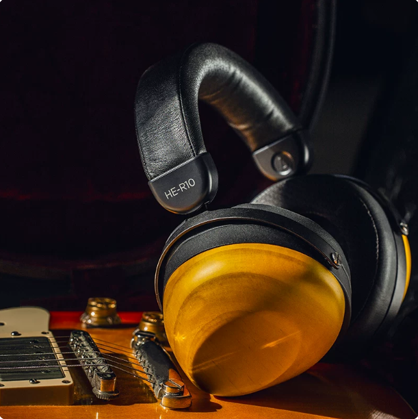 HIFIMAN HE-R10D Dynamic Topology Driver Close-Back Over-Ear Headphones for Home, Studio and Recording-Wired & Wireless Version