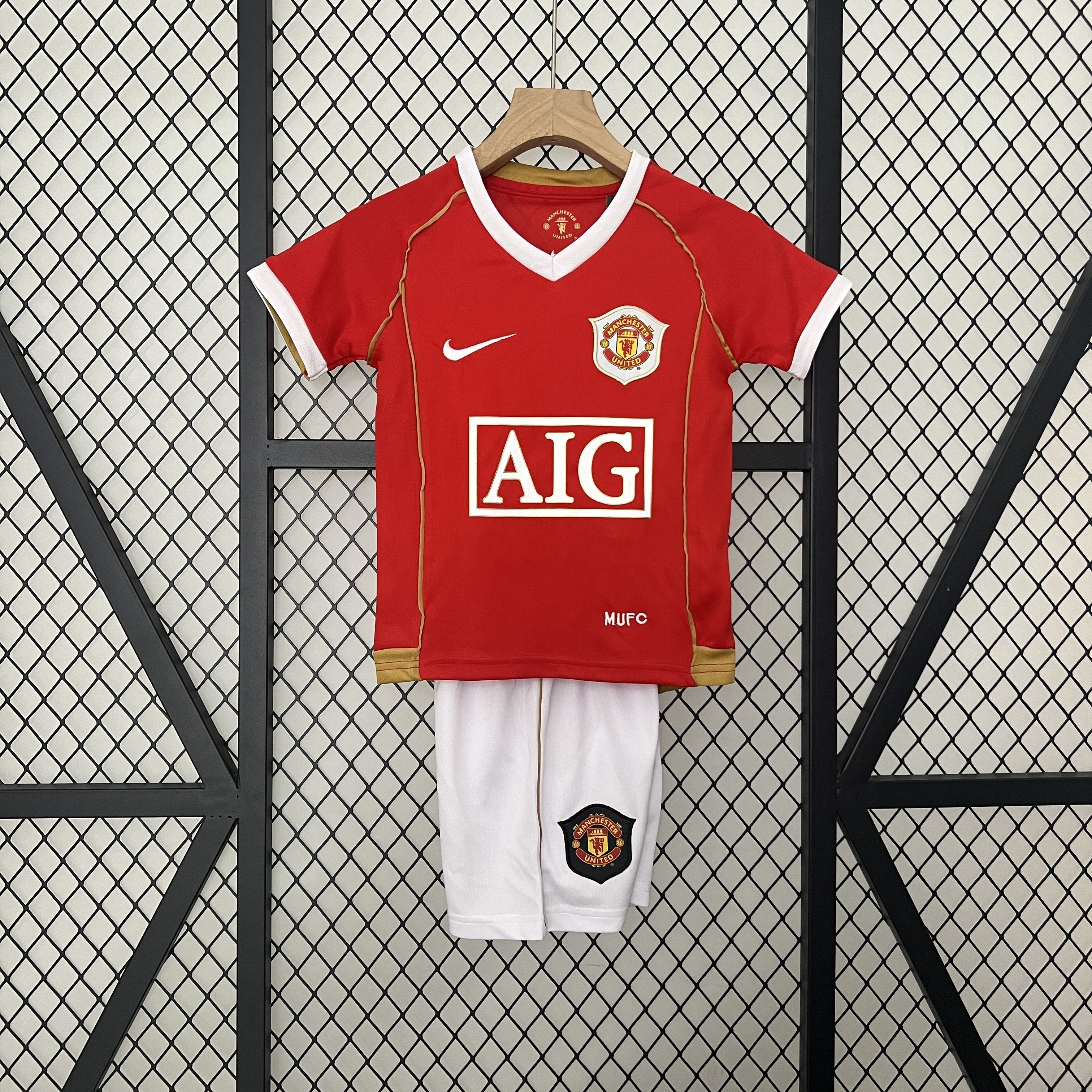 2006-2007 Manchester United Home Retro Version Jersey Kids Size 16-28
