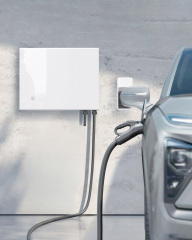 Borne de recharge rapide commerciale pour véhicules électriques (20 kW, 30 kW, 40 kW CC) avec double connecteur pour usage domestique, véhicules électriques privés et flottes de véhicules.