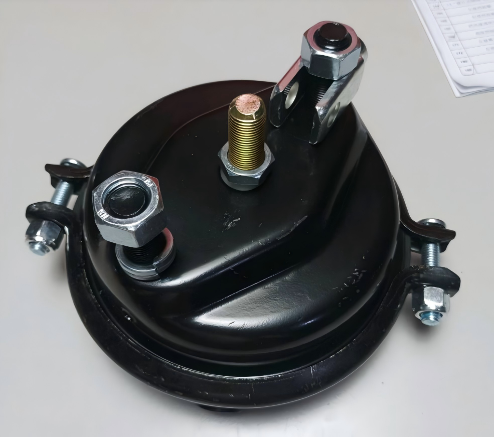 Front Brake Chamber (Left)★WG9000360100
