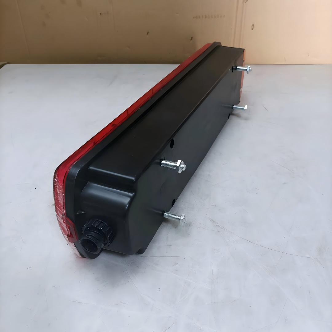 Left Rear Combination Lamp★WG9719810011