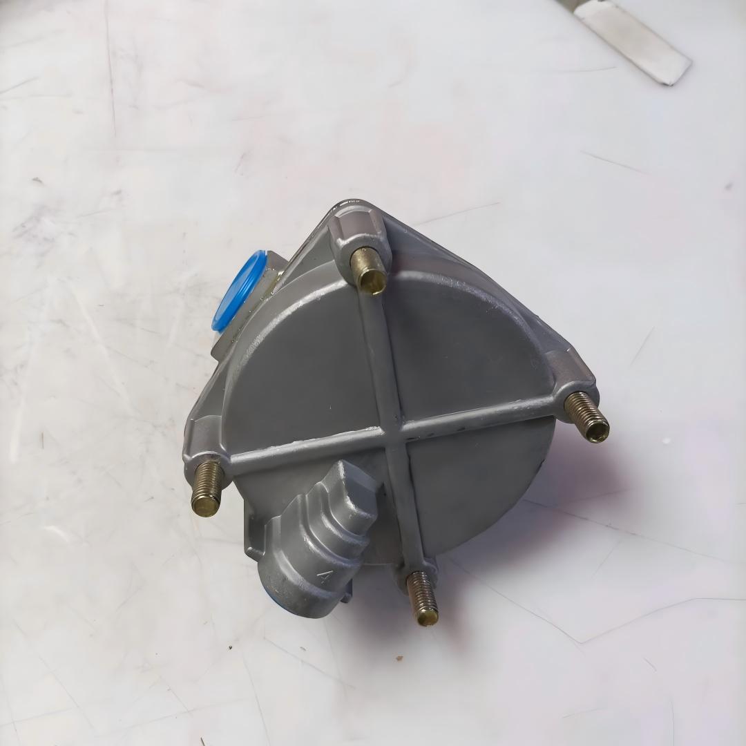 Relay Valve★WG9000360524