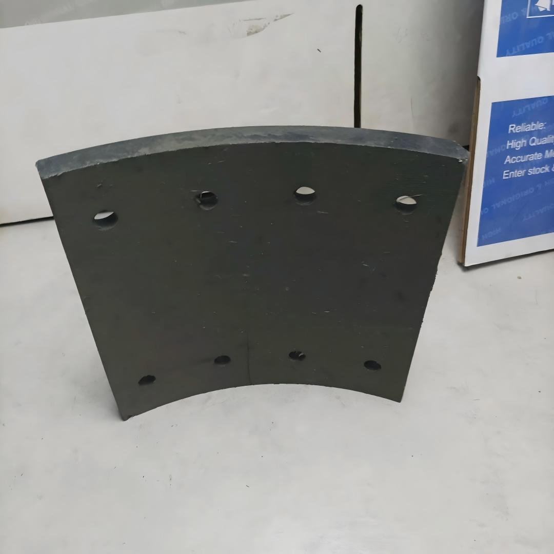 Brake Pads Rear 8-Hole★WG9200340068
