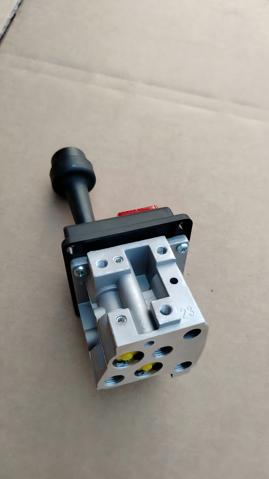 Manual control valve★14750667H