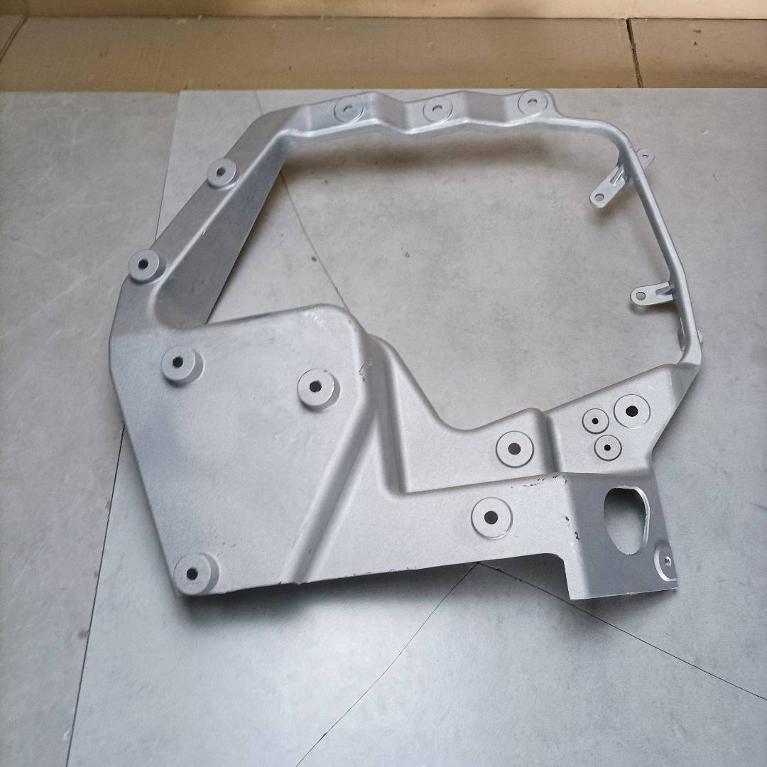 Headlight bracket, left★AZ9925720001