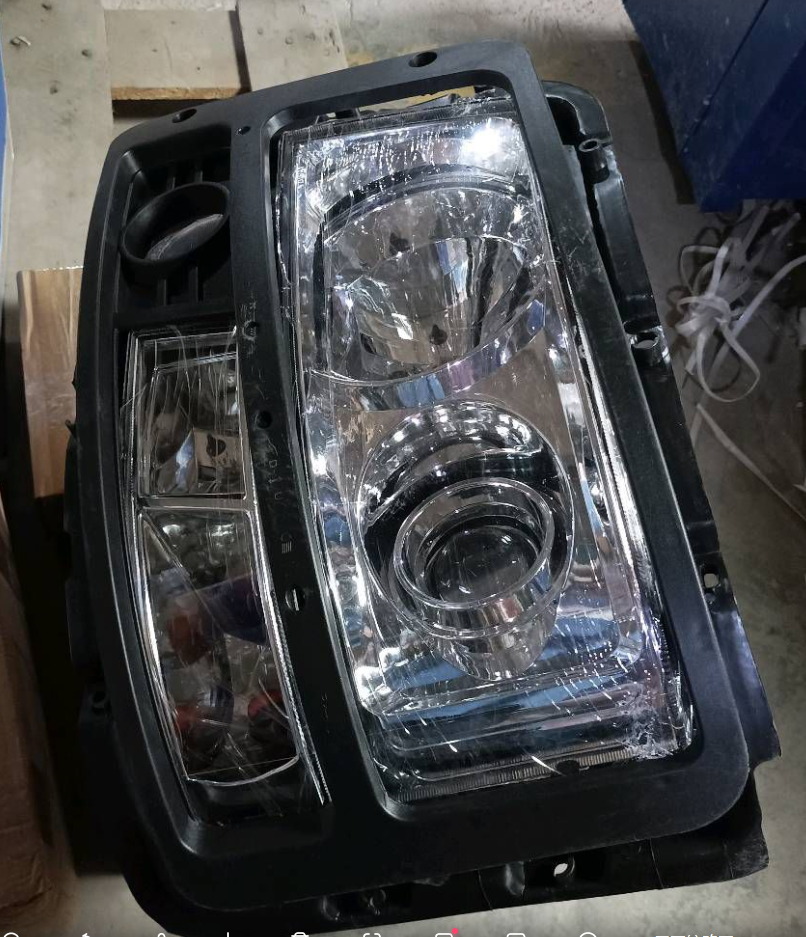 Headlight - Right - Delong F3000★DZ93189723020