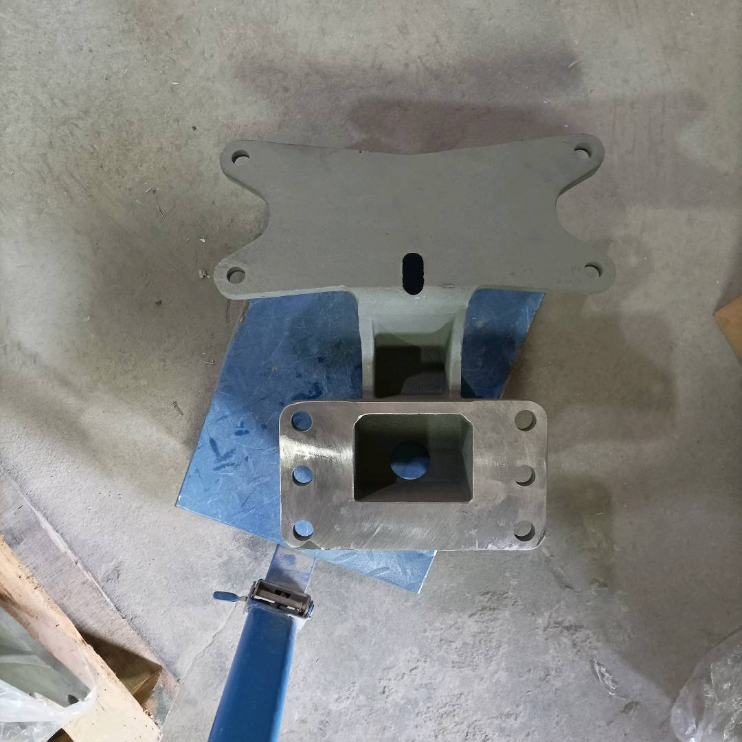 Headlight Bracket Right★WG9231340943