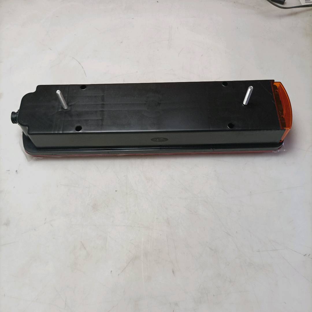 Right combination rear light★WG9719810002