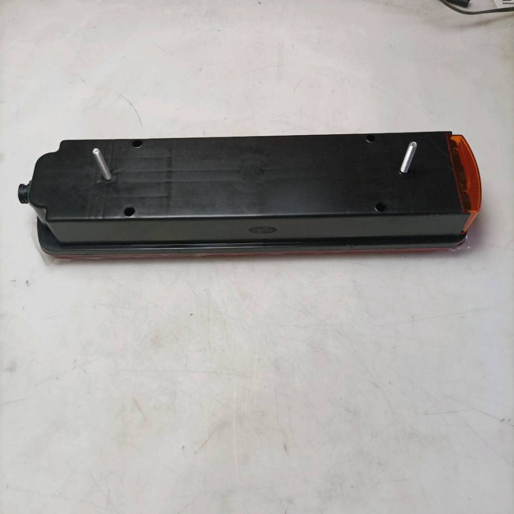 Right combination rear light★WG9719810002