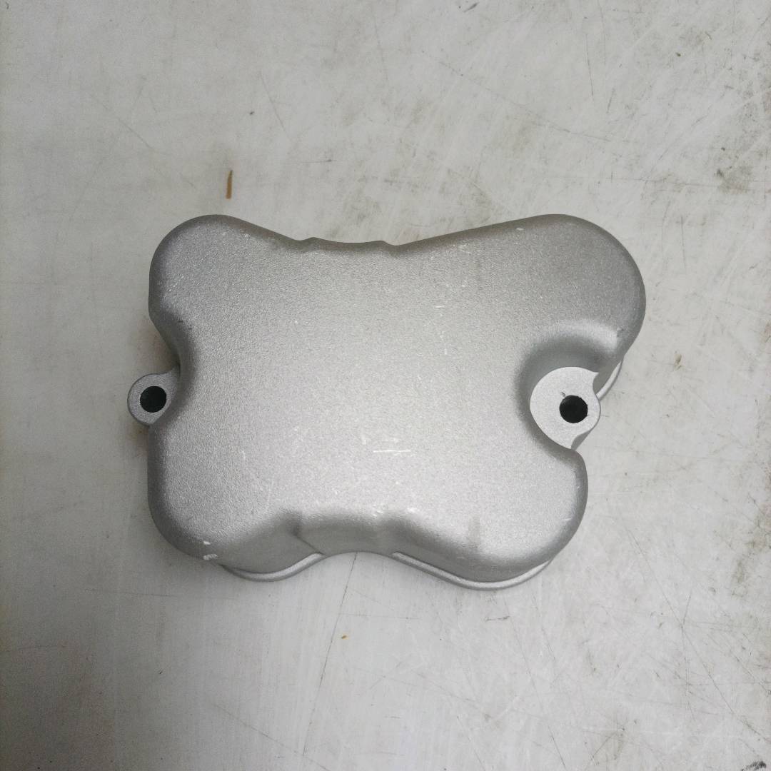 cylinder head cover★VG14040065