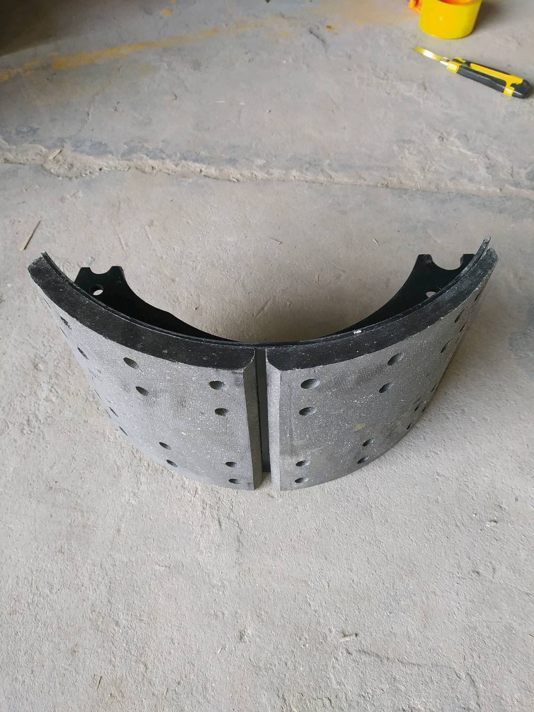 16T brake shoe assembly★