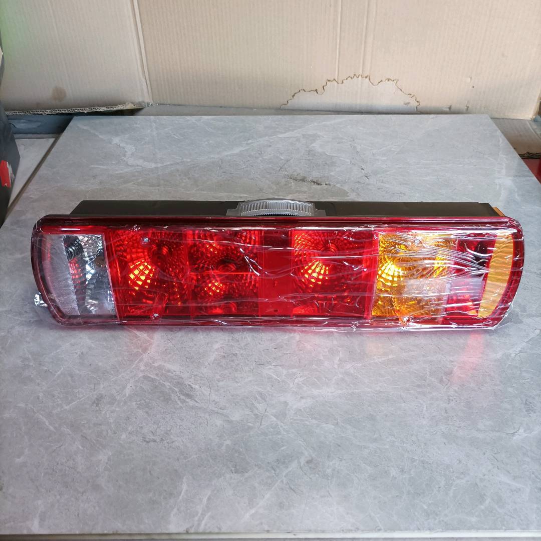 Left Rear Combination Lamp★★WG9719810011