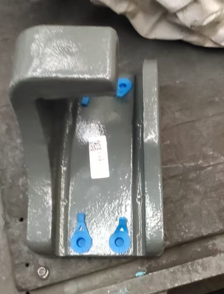 Steel plate spring seat★★★WG9725520277/9