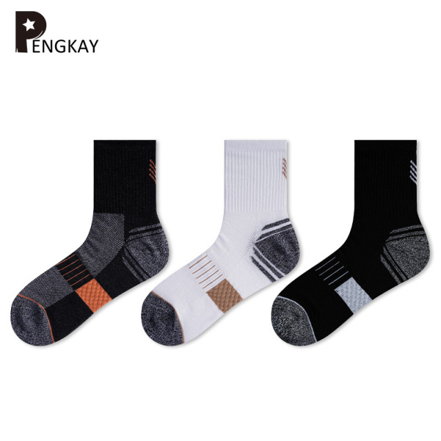 Brushed athletic socks