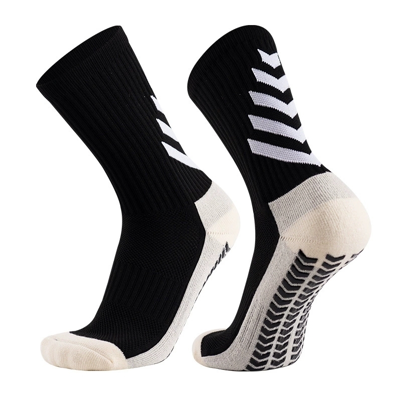 Non-slip dotted athletic socks