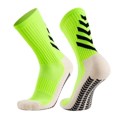 Non-slip dotted athletic socks