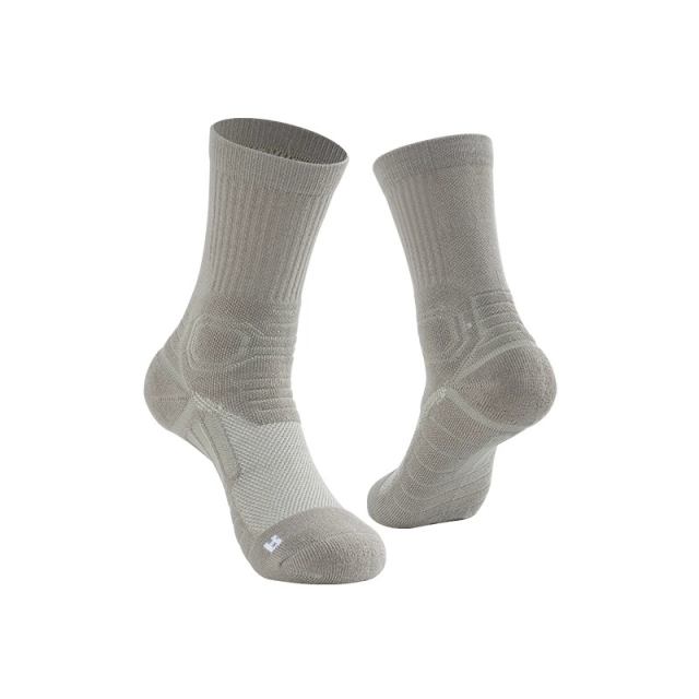 Brushed athletic socks