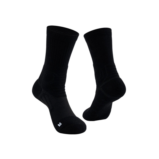 Brushed athletic socks