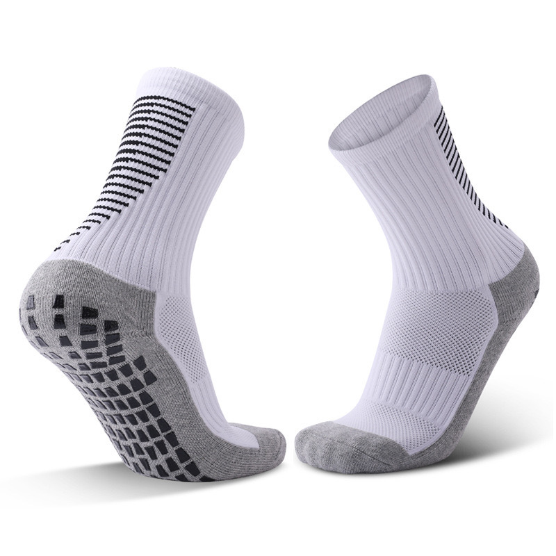 2025 Custom Wholesale Anti-slip Indoor Anti Slip Terry Fitness Socks Women's Cotton Private Logo Grip Pilates Crew Yoga Socks