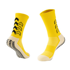 2025 New Arrival Wholesale Indoor Terry Skate Yoga Socks Mid Calf Cotton Grip Anti Slip Pilates Socks for Unisex
