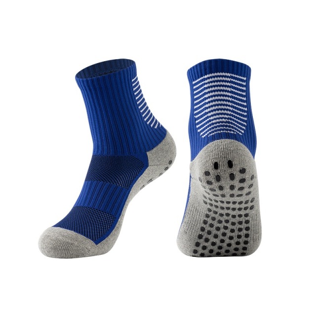 2025 Custom  Anti-slip Indoor Anti Slip Terry Fitness Socks Women's Cotton Private Logo Grip  Crew  Socks