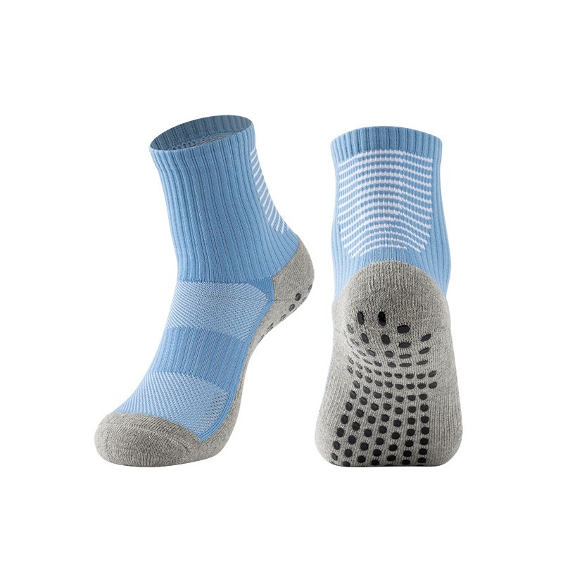 2025 Custom  Anti-slip Indoor Anti Slip Terry Fitness Socks Women's Cotton Private Logo Grip  Crew  Socks