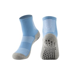 2025 Custom  Anti-slip Indoor Anti Slip Terry Fitness Socks Women's Cotton Private Logo Grip  Crew  Socks