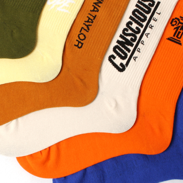 2025 new socks lesale Top Quality Crew Socks Embroidered Jacquard White Black Red Design Logo Cotton Casual Thin Sports Socks