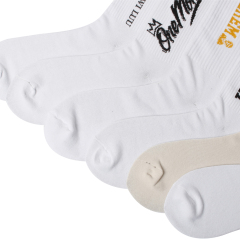 Cotton Autumn and Winter Personality Crew Socks Wicking Sweat Breathable Socks Charming Love Strawberry Women Summer Winter