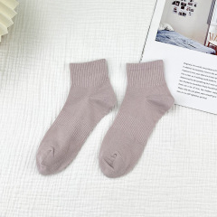 Crew Socks Wicking Sweat Breathable Socks Charming Love Strawberry Women Summer Winter