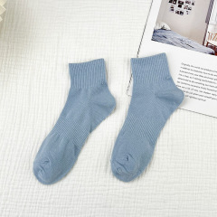 Crew Socks Wicking Sweat Breathable Socks Charming Love Strawberry Women Summer Winter