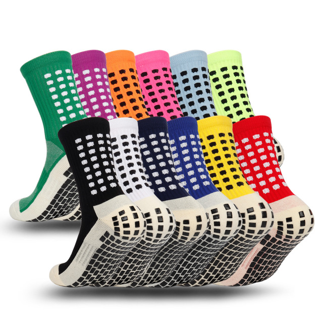 New Arrival Wholesale Indoor Terry Skate Yoga Socks Mid Calf Cotton Grip Anti Slip Pilates Socks for Unisex