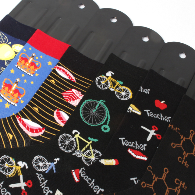 Popular Solid Color Hip Hop Street Fashion Pure Colors Sports Letter Logo Jacquard Cotton Socks happy socks