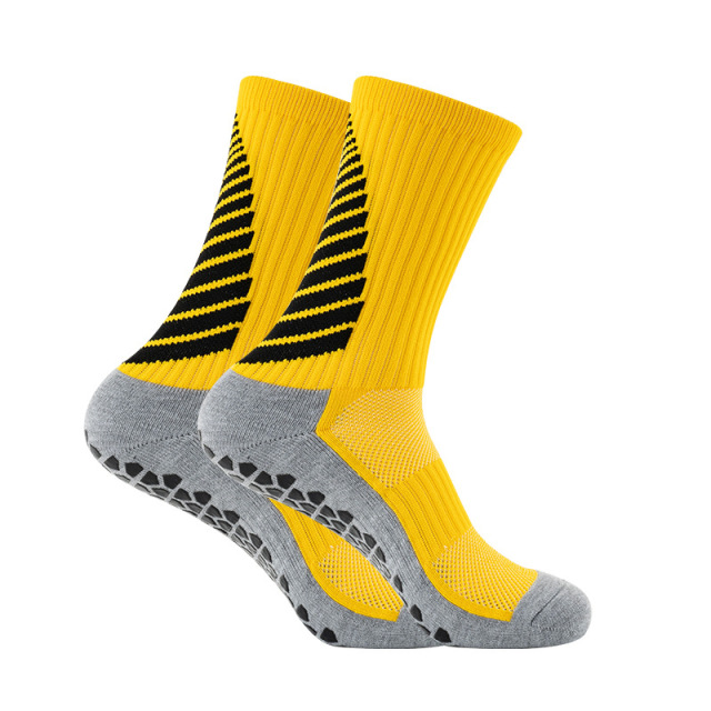 Terry Skate Yoga Socks Mid Calf Cotton Grip Anti Slip Pilates Socks for Unisex Arrival Wholesale Indoor