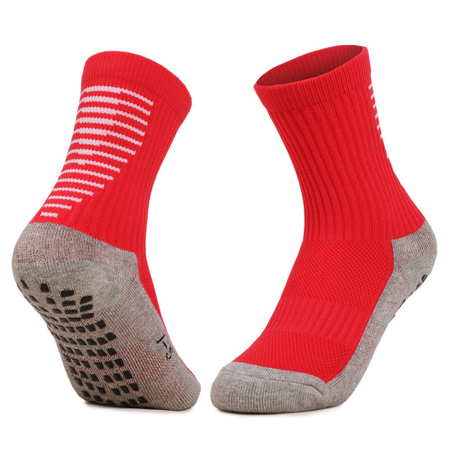 Arrival Wholesale Indoor Terry Skate Yoga Socks Mid Calf Cotton Grip Anti Slip Pilates Socks for Unisex