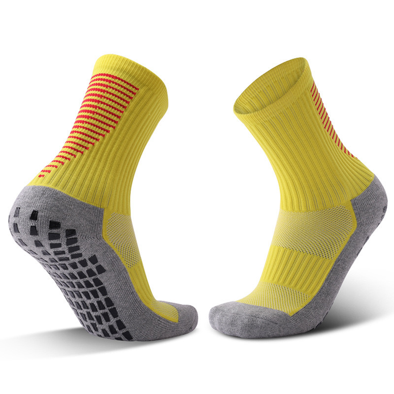 Arrival Wholesale Indoor Terry Skate Yoga Socks Mid Calf Cotton Grip Anti Slip Pilates Socks for Unisex