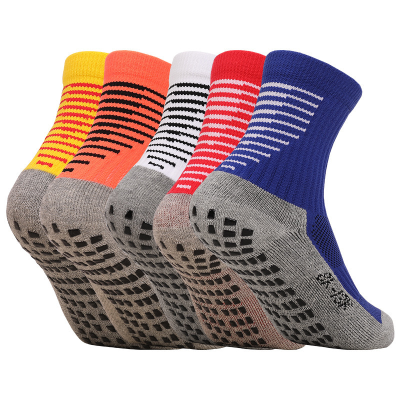 Arrival Wholesale Indoor Terry Skate Yoga Socks Mid Calf Cotton Grip Anti Slip Pilates Socks for Unisex