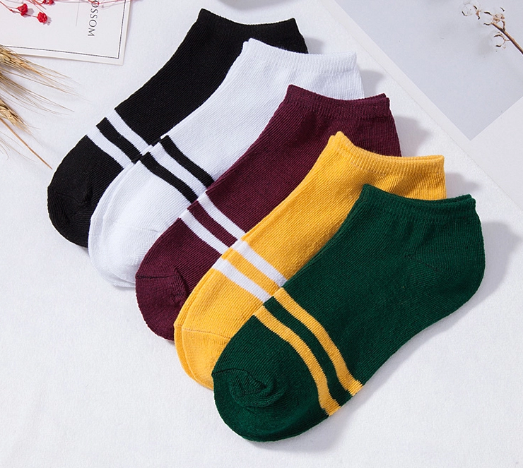 2026 Soft Wholesale comfort Premium White Summer Socks for Private Label Summer Breathable SoftWomen Low Cut Ankle Socks