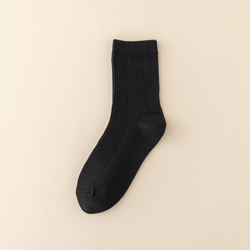2026  Solid Color Hip Hop Street Fashion Pure Colors Sports Letter Logo Jacquard Cotton  sport  Socks