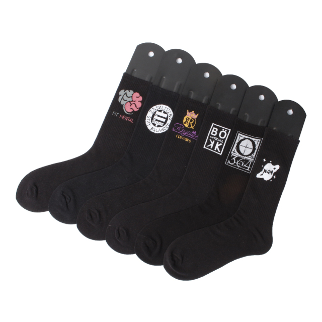 Wholesale Top Quality Crew Socks Embroidered Jacquard White Black Red Design Logo Cotton Casual Thin Sports Socks