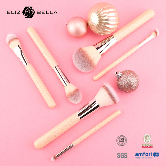 Kinlly Luxury Rose Gold Makeup Brush Set – Elegant Design with Ultra-Soft Fibers,Professional Quality Cosmetic Brush Set